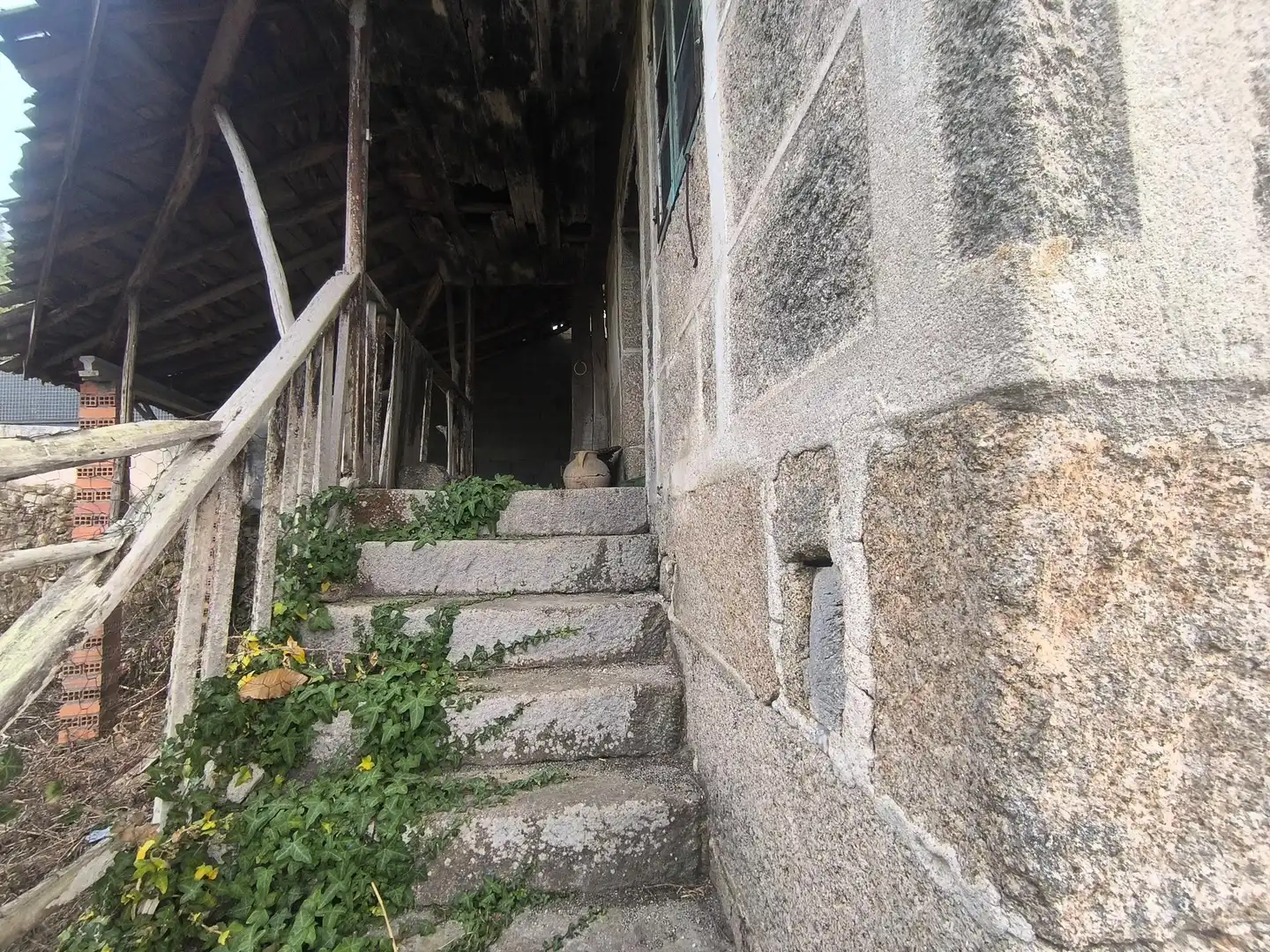 Haus zum Verkauf in Nogueira de Ramuín, imagen 2