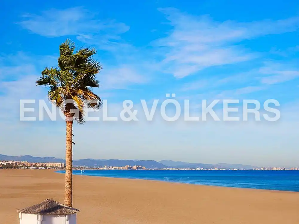 Wohnung zur Miete in Calle Isabel de Villena, La Malva-rosa