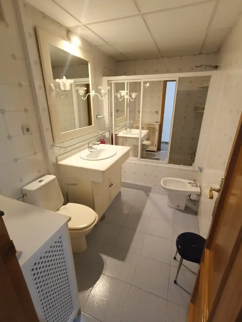 Baño de Piso en venta en Antequera con Aire acondicionado, Calefacción y Balcón