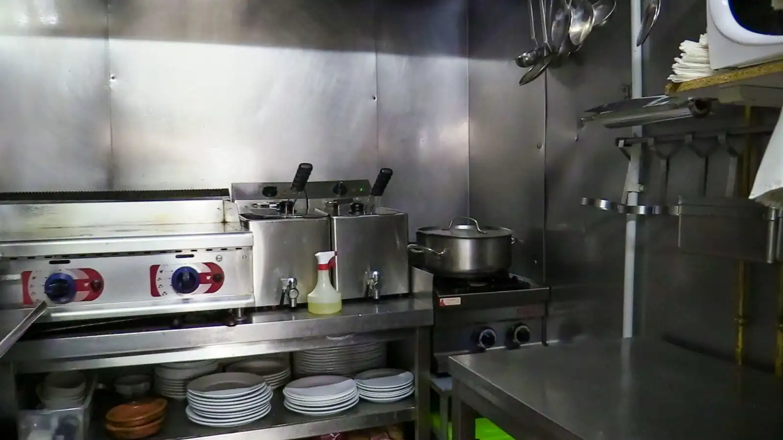 Cuina de Local en venda en Mogán amb Terrassa i Moblat