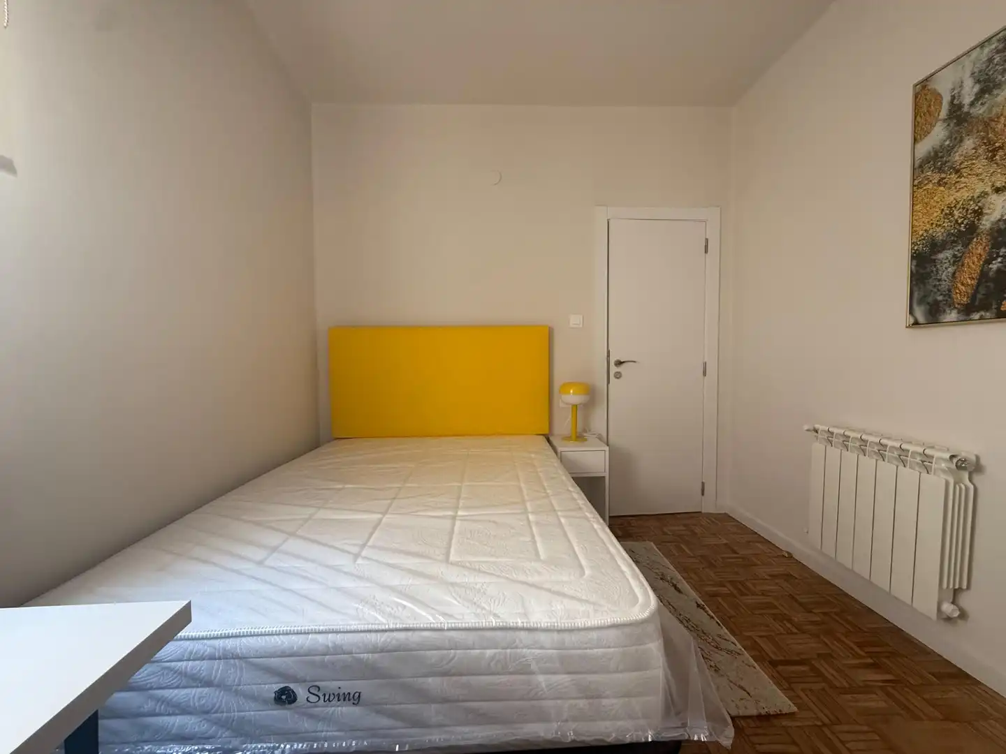 Schlafzimmer von Wohnung zur Miete in Ourense Capital  mit Heizung und Balkon