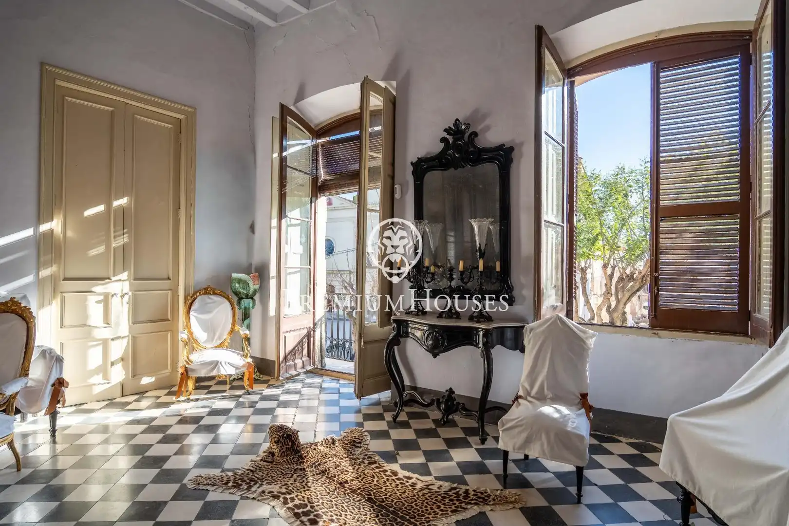 Houses for sale in La Secuita  with Terrace, Storage room and Balcony