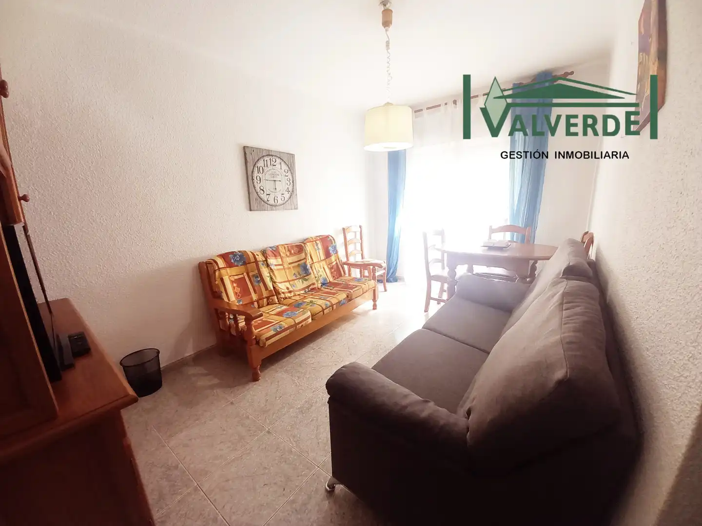 Wohnzimmer von Wohnung zur Miete in Granada mit Möbliert, Waschmaschine und Mikrowelle