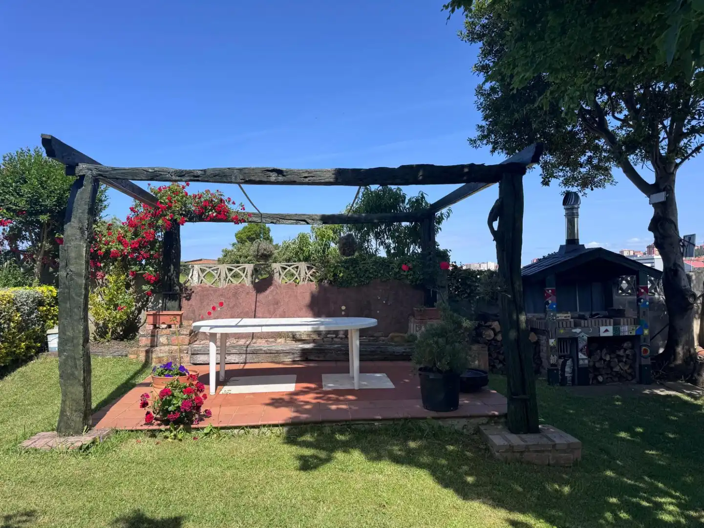 Terraza de Casa o chalet en venta en Santander con Calefacción, Jardín privado y Parquet