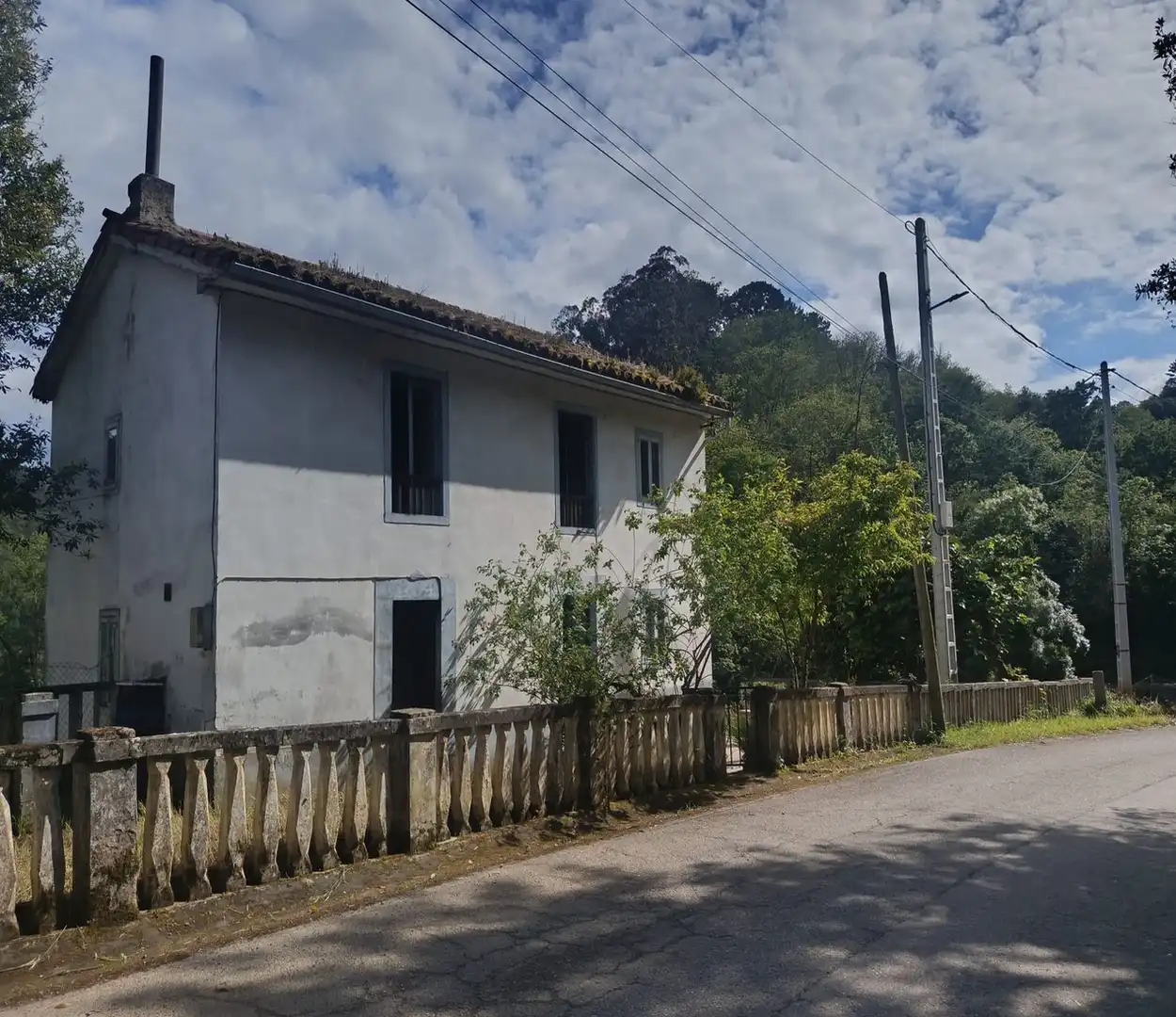 Vista exterior de Finca rústica en venda en Pravia amb Jardí privat, Moblat i Forn