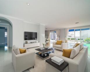 Living room of Attic for sale in Marbella  with Terrace and Balcony