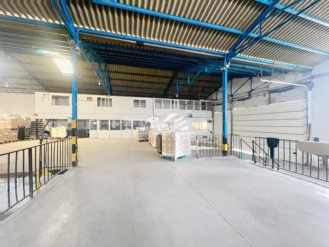 Nau industrial de lloguer en Lucena