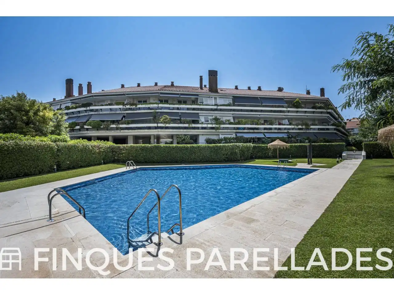 Garden of Flat for sale in Sitges  with Air Conditioner, Heating and Terrace
