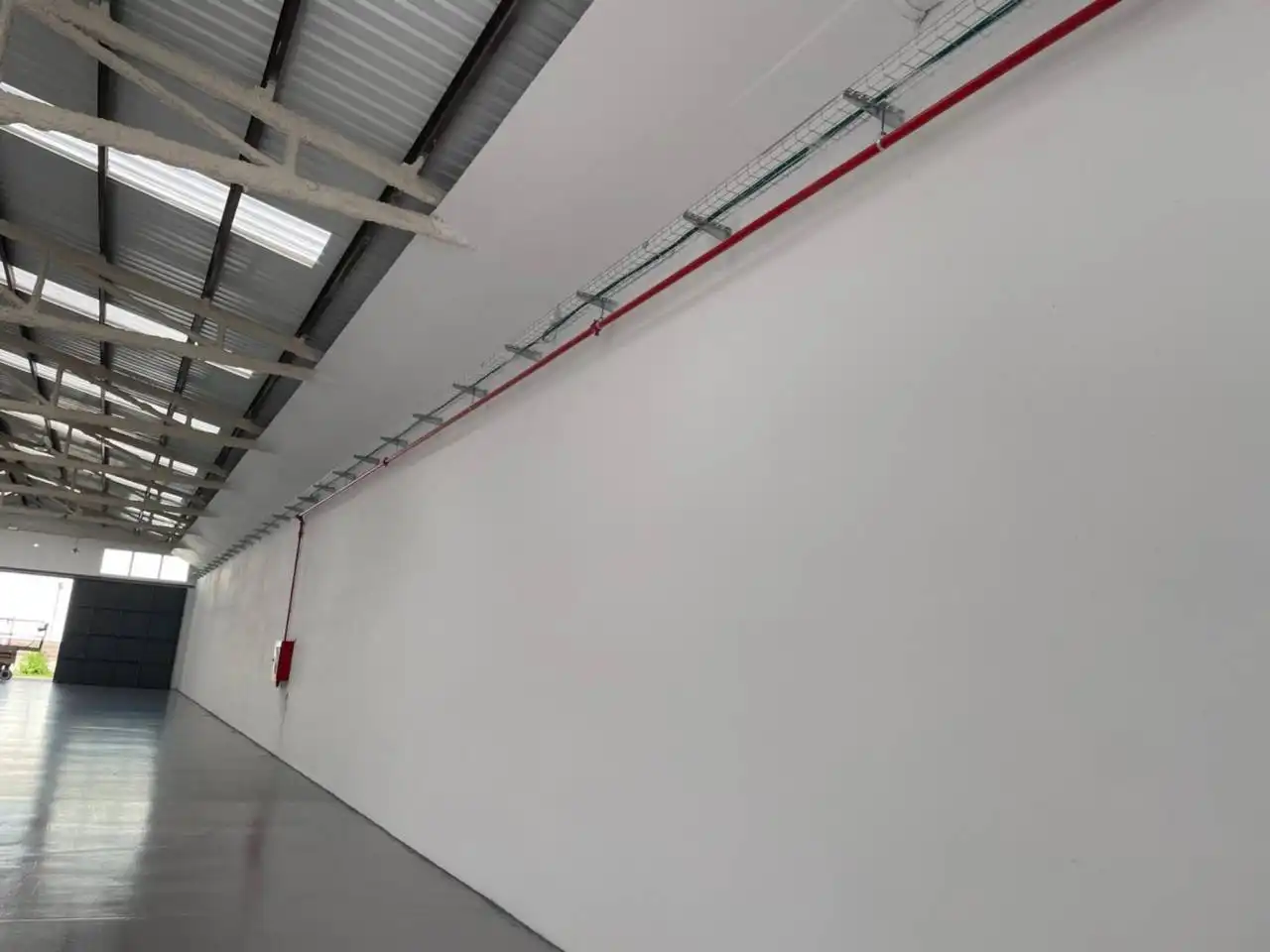 Industrial buildings for rent in Canovelles