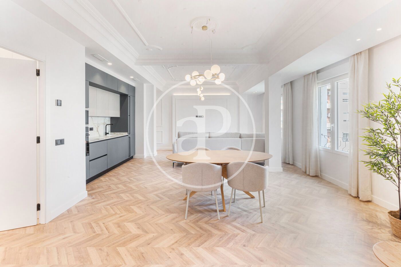 Comedor de Piso en venta en  Valencia Capital con Calefacción, Amueblado y Balcón