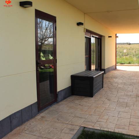 Casa adosada en Venta en Espirdo