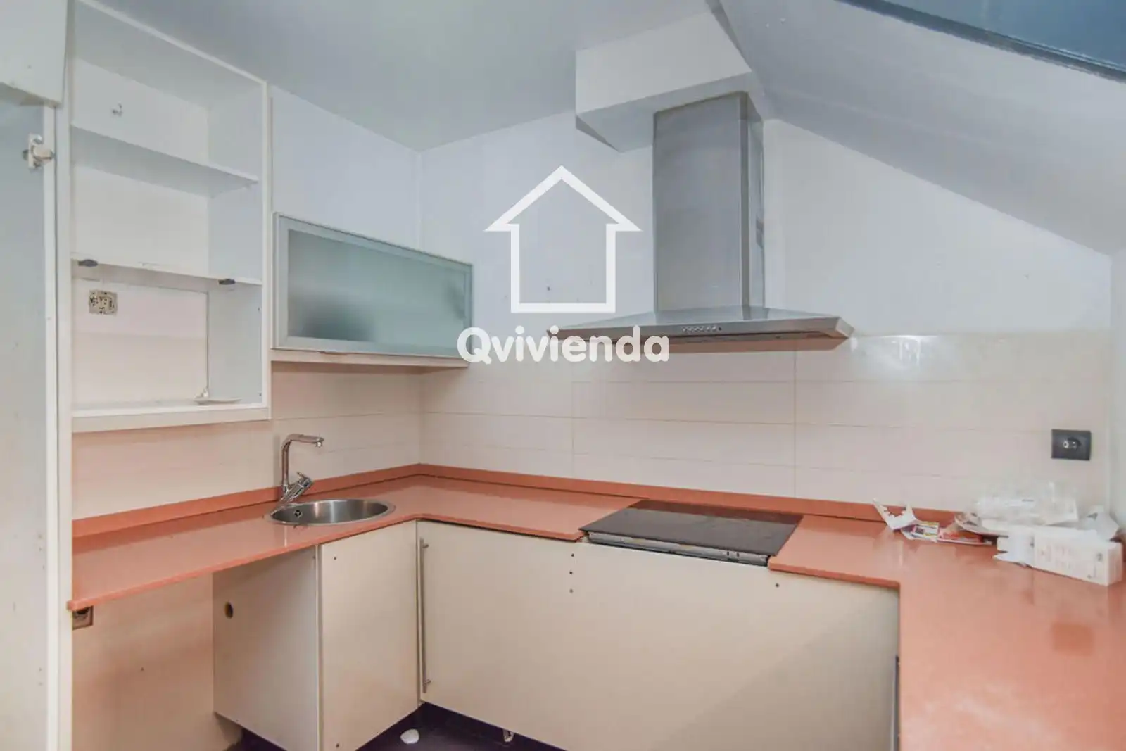 Cuina de Dúplex en venda en Sant Quirze del Vallès