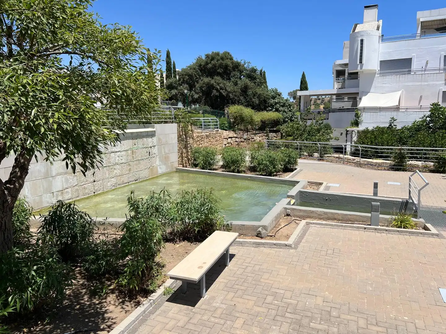 Schwimmbecken von Wohnung zum Verkauf in Mijas mit Klimaanlage, Heizung und Privatgarten