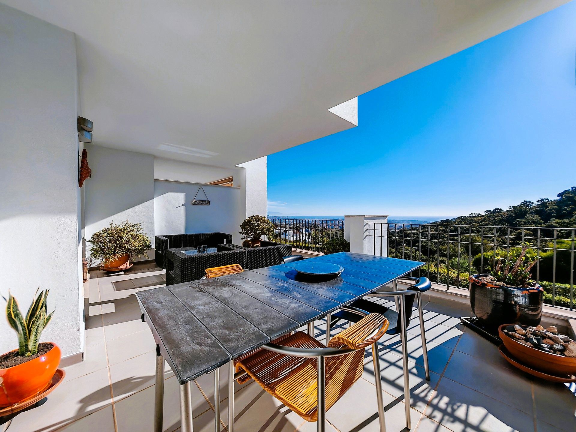 Terrassa de Apartament en venda en Ojén amb Aire condicionat, Terrassa i Traster