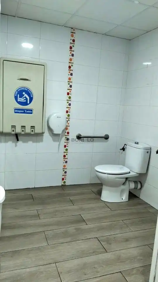 Baño de Local de alquiler en Teruel con Aire acondicionado y Amueblado