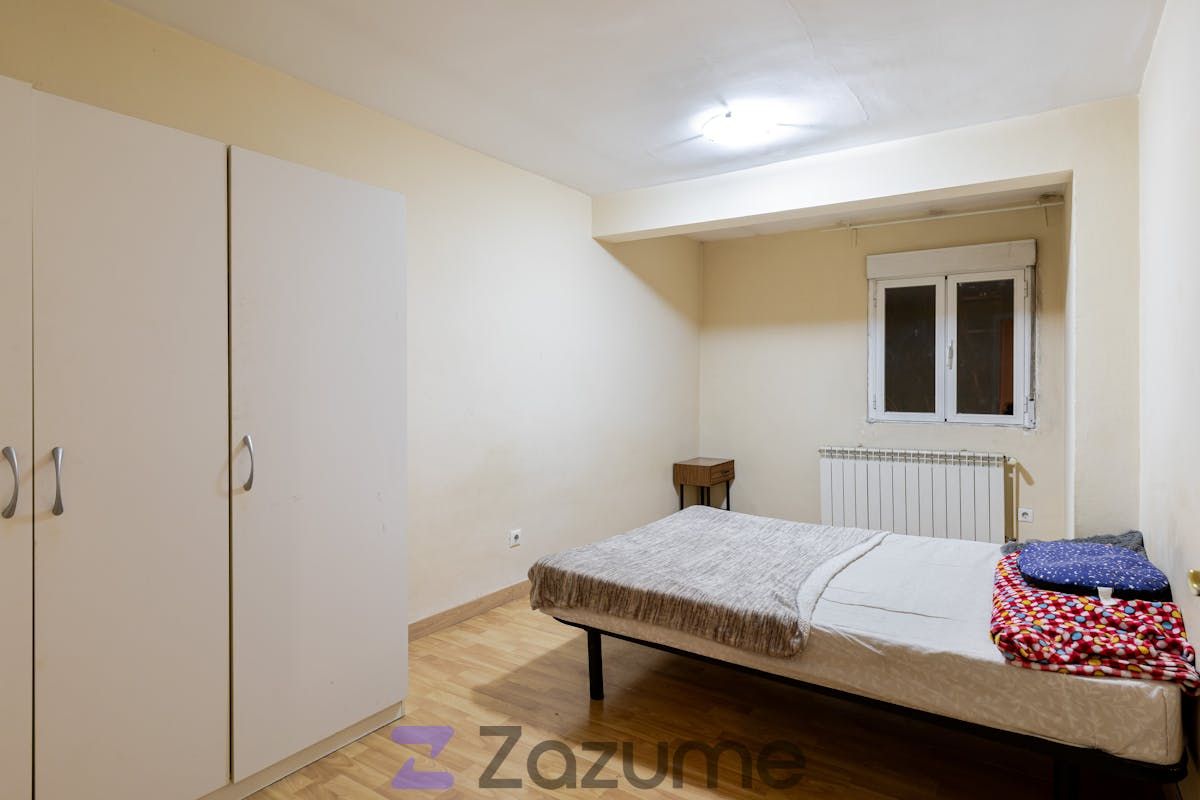 Dormitori de Pis de lloguer en  Madrid Capital amb Calefacció, Parquet i Terrassa