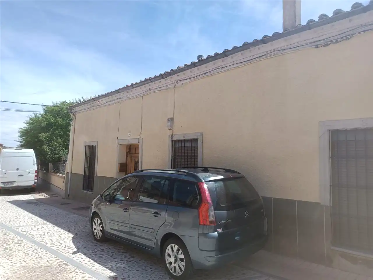 Piso en venta en Madrigal de las Altas Torres