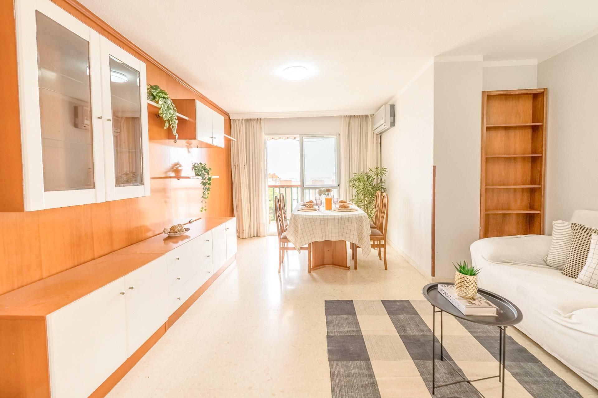 Living room of Flat for sale in Benalmádena  with Air Conditioner, Private garden and Terrace