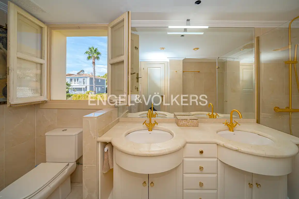 Detached house with terrace for sale in Calle Isla Mallorca, imagen 40