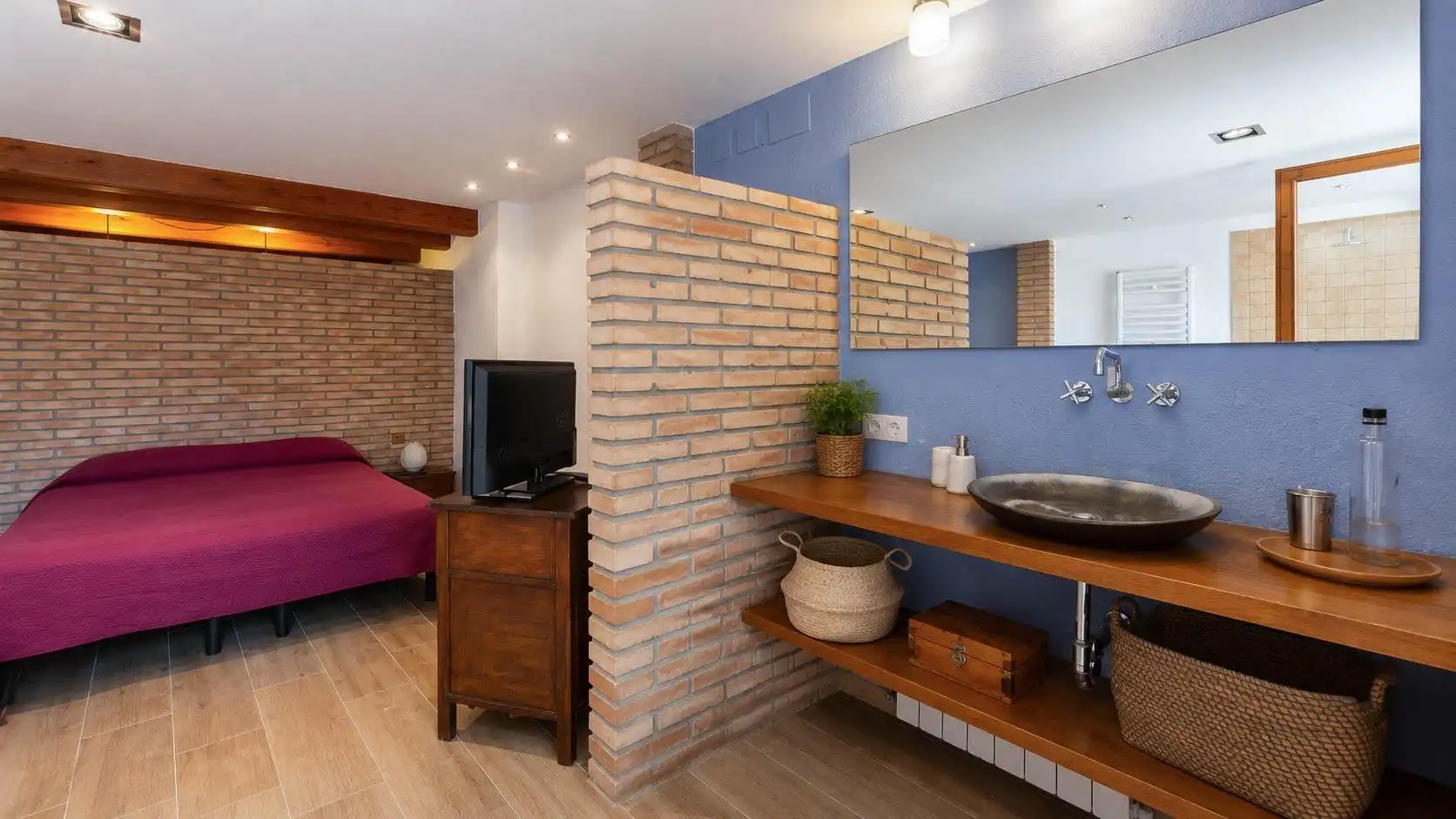 Habitación de Finca rústica en venta en El Bruc con Calefacción y Terraza