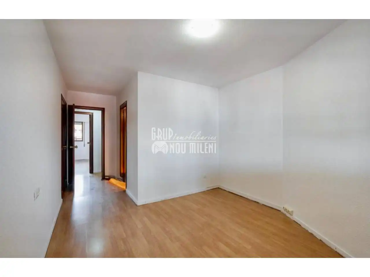 Habitación de Piso de alquiler en Valencia con Aire acondicionado, Parquet y Balcón