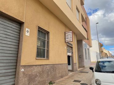 Local comercial en venda a CARRERA SAN ISIDRO