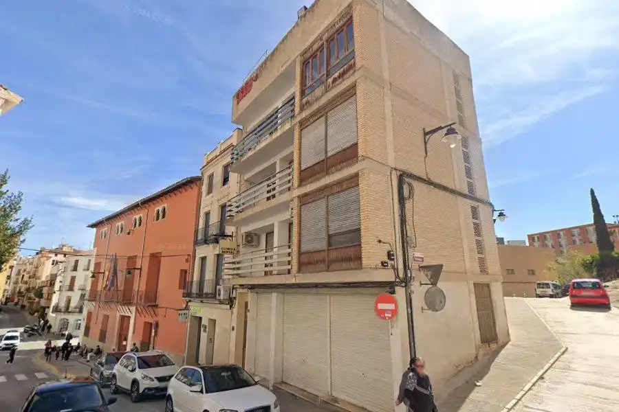 Vista exterior de Local en venta en Ontinyent