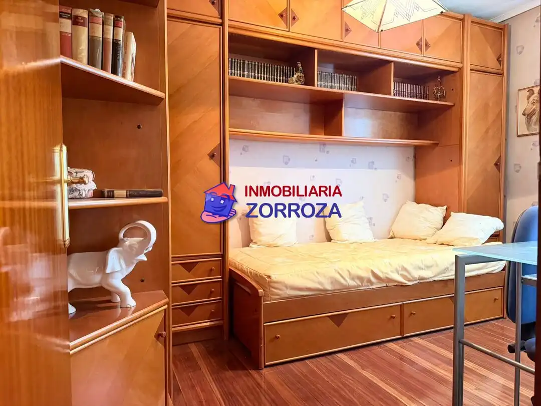 Habitación de Piso en venta en Bilbao  con Calefacción, Jardín privado y Amueblado