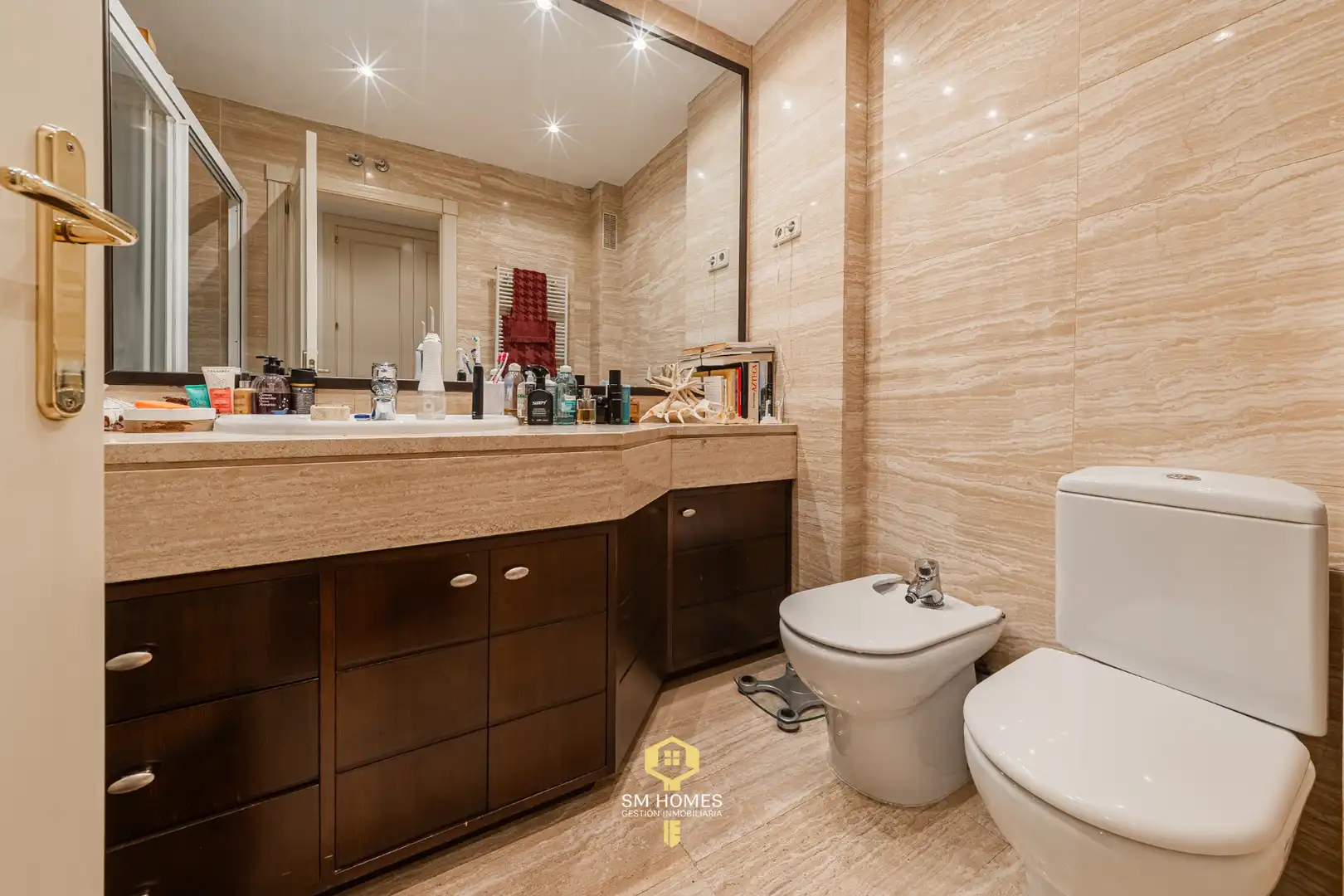Badezimmer von Wohnung zum Verkauf in Madrid mit Klimaanlage, Heizung und Terrasse