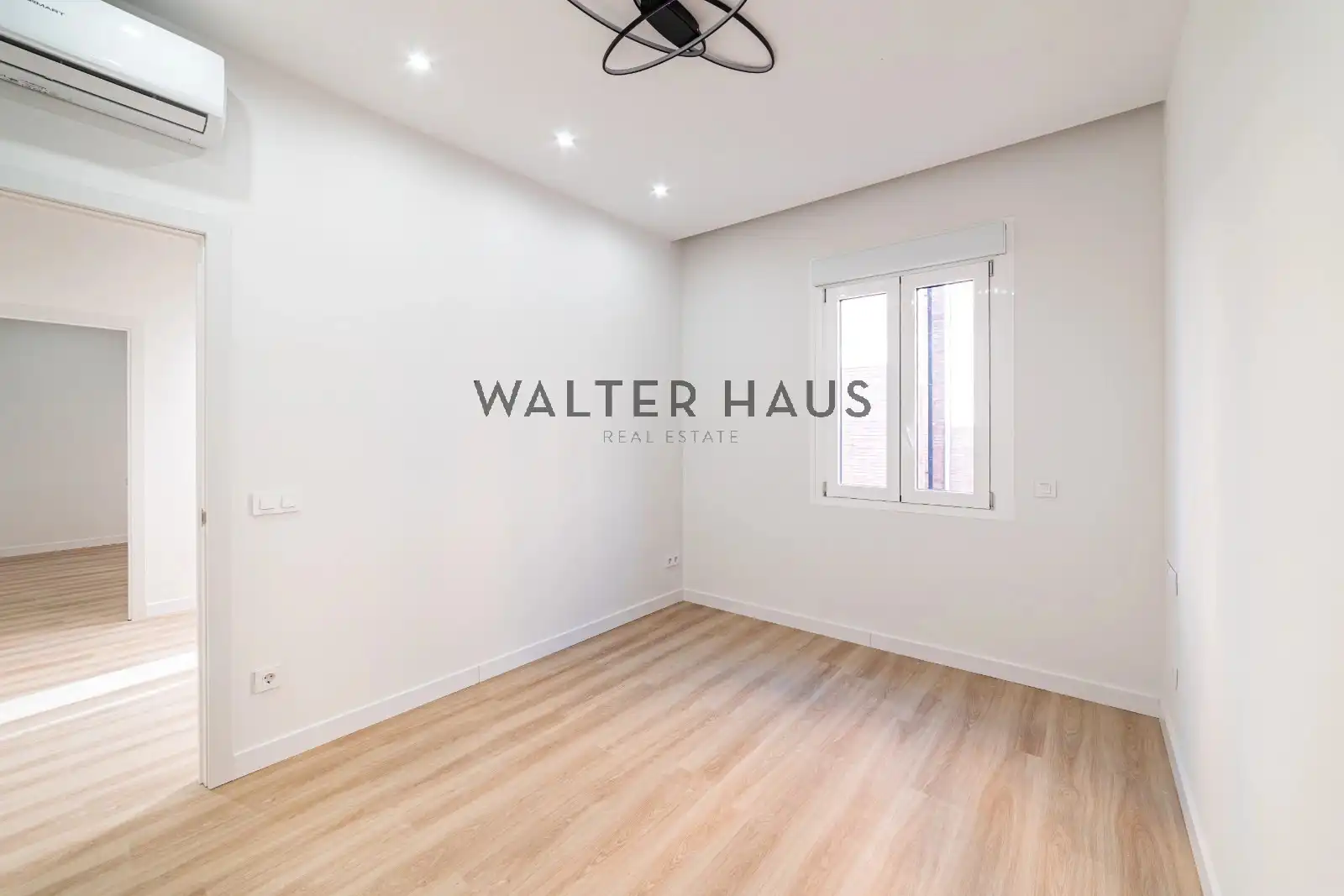 Flat for rent in Madrid  with Air Conditioner, Heating and Storage room