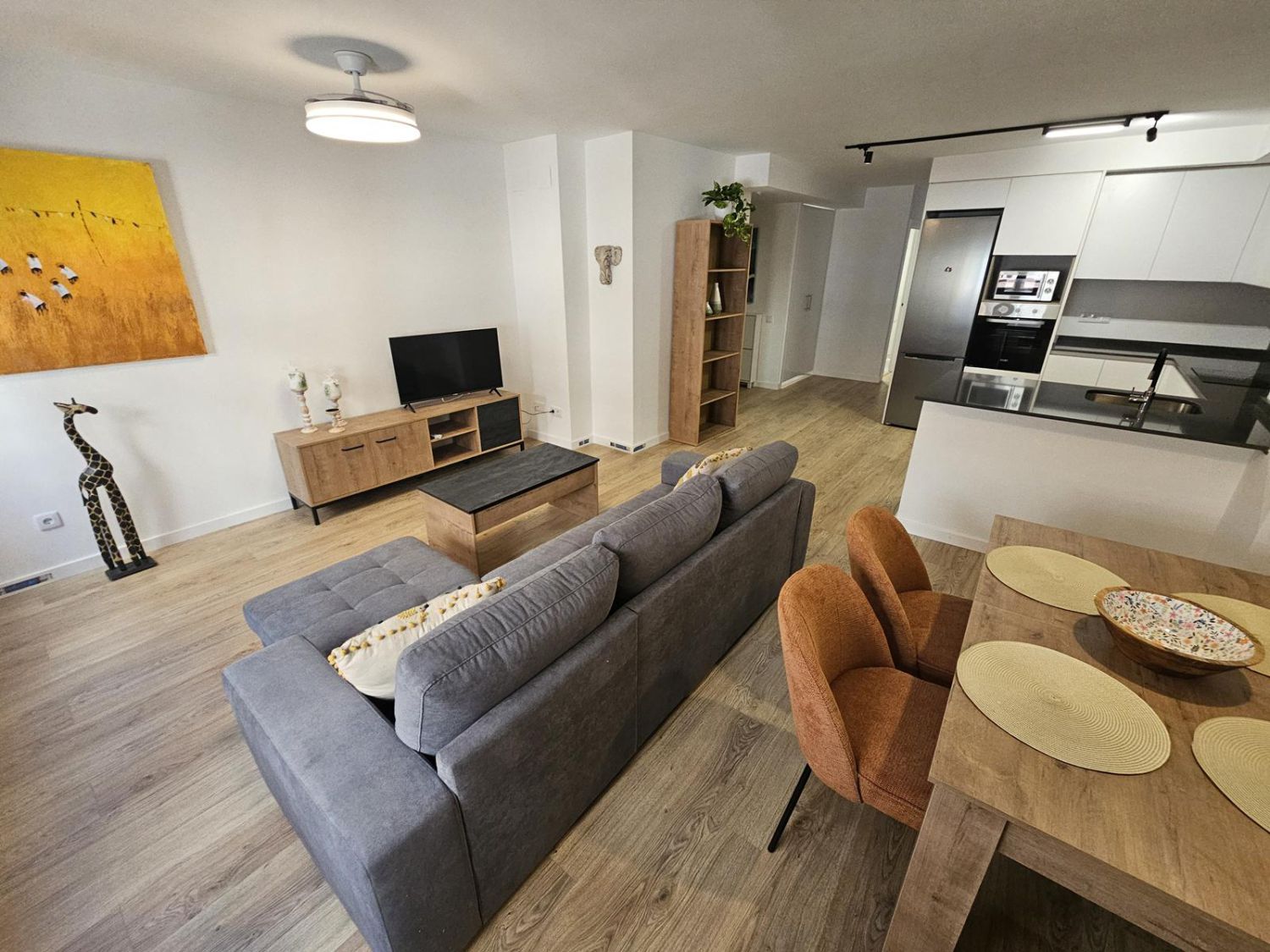 Living room of Flat to rent in Castellón de la Plana / Castelló de la Plana  with Parquet flooring and Furnished