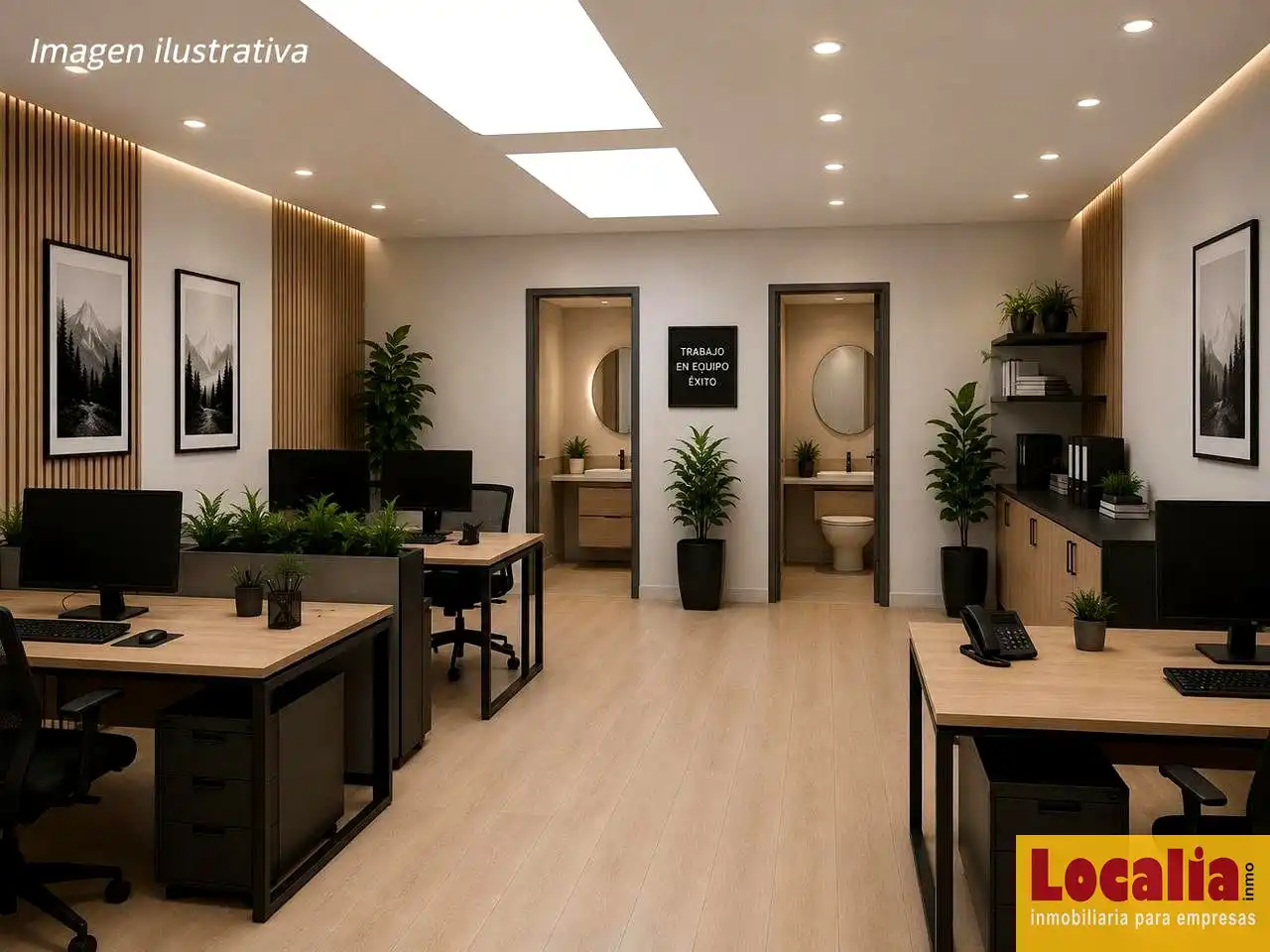 Badezimmer von Büro zur Miete in Reocín