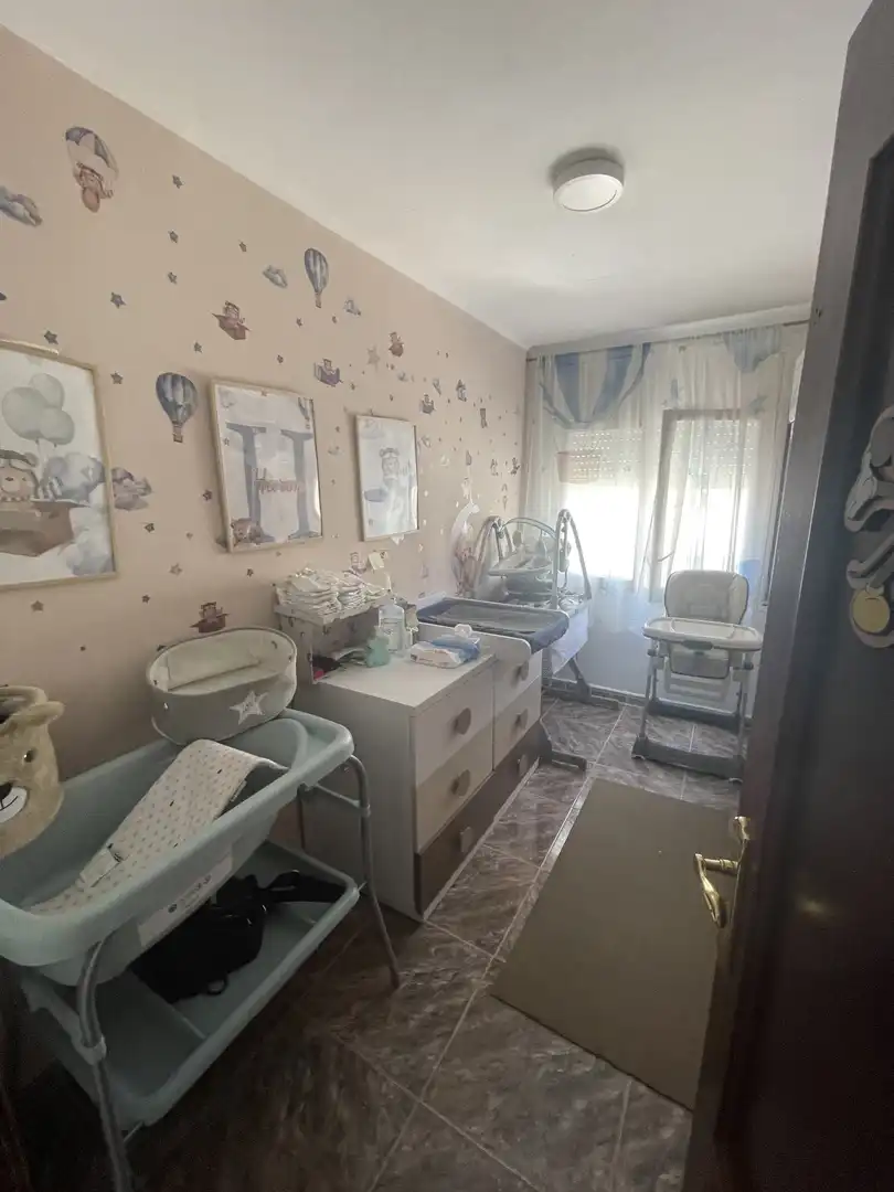 Habitación de Piso en venta en Girona con Calefacción