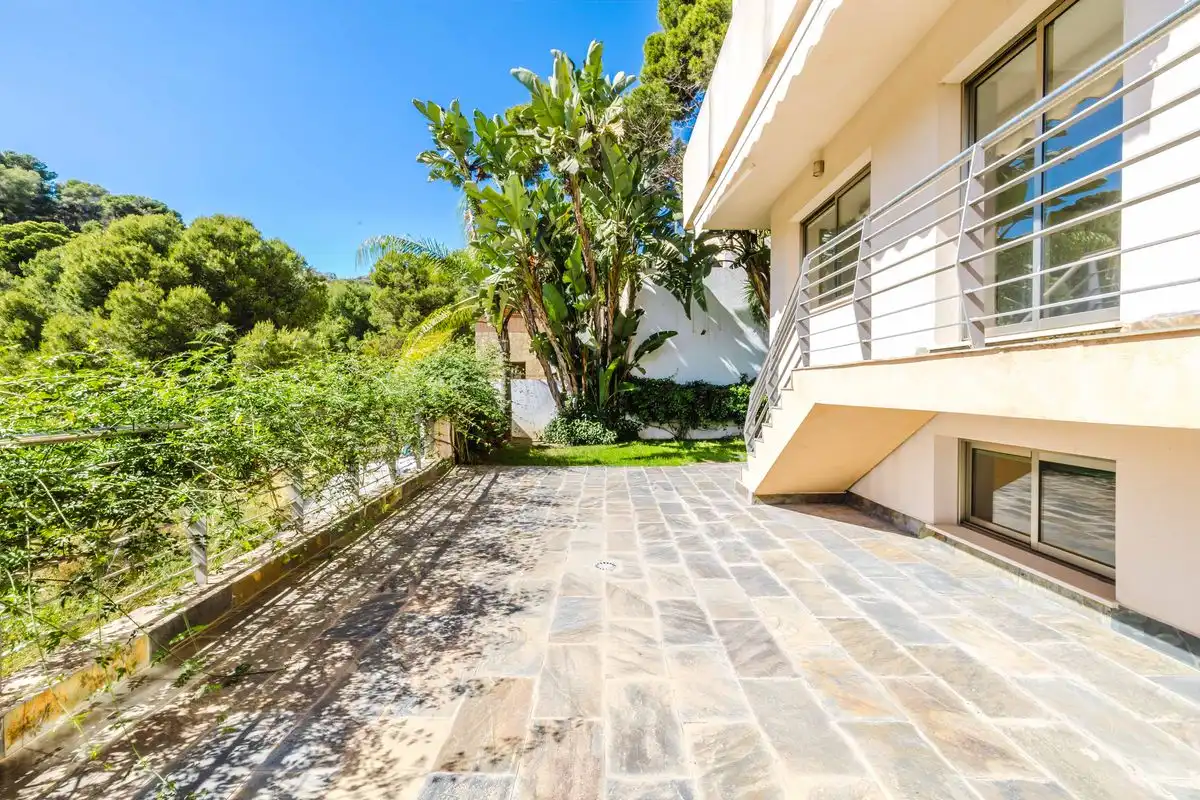 Terrassa de Casa adosada en venda en Málaga amb Aire condicionat, Calefacció i Jardí privat