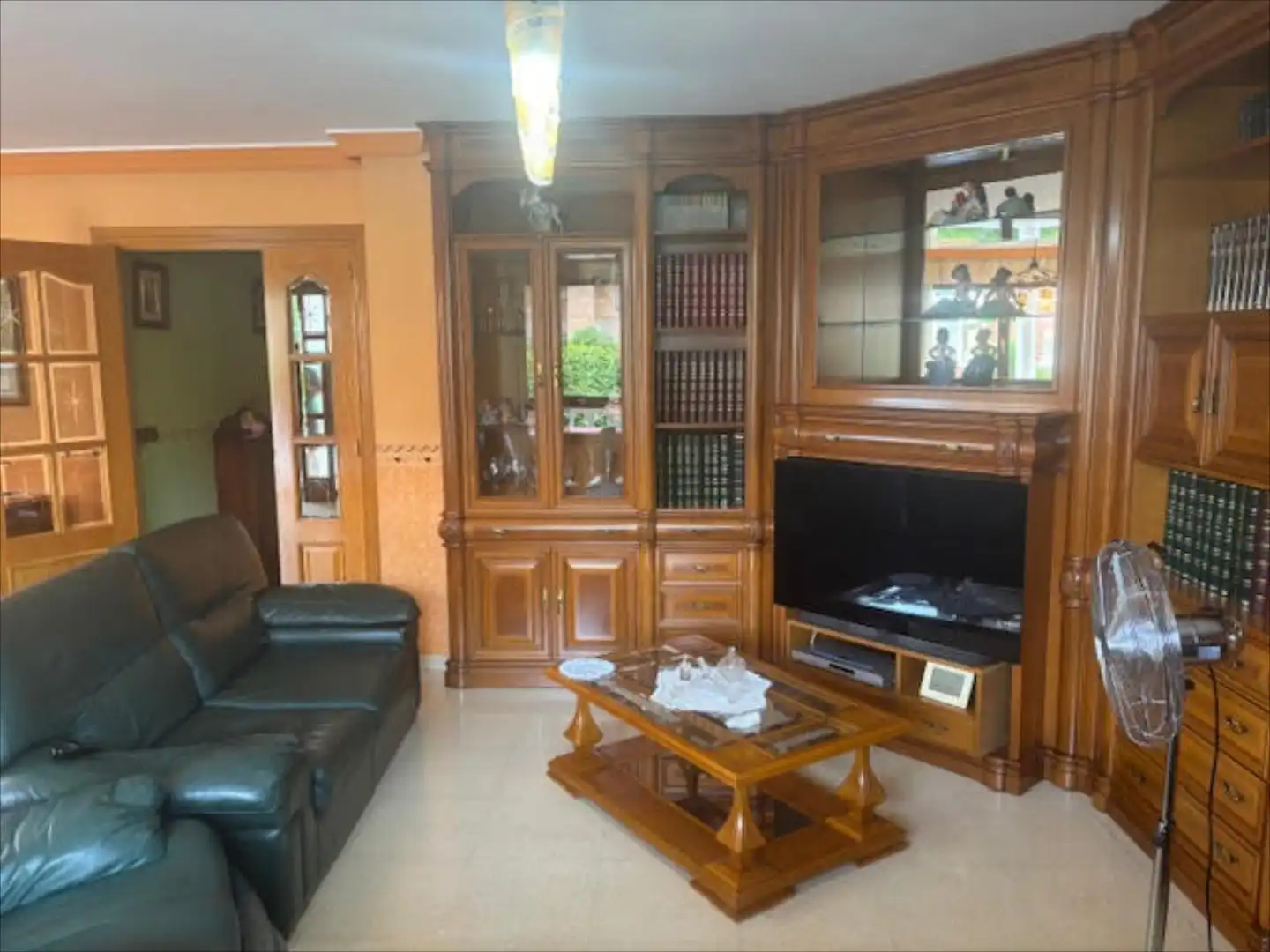 Sala d'estar de Casa adosada en venda en Zaragoza amb Terrassa i Traster