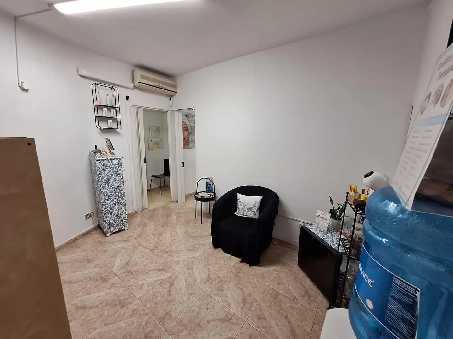 Gewerbefläche zur Miete in Poble, imagen 4