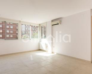 Bedroom of Flat for sale in  Madrid Capital  with Air Conditioner and Heating