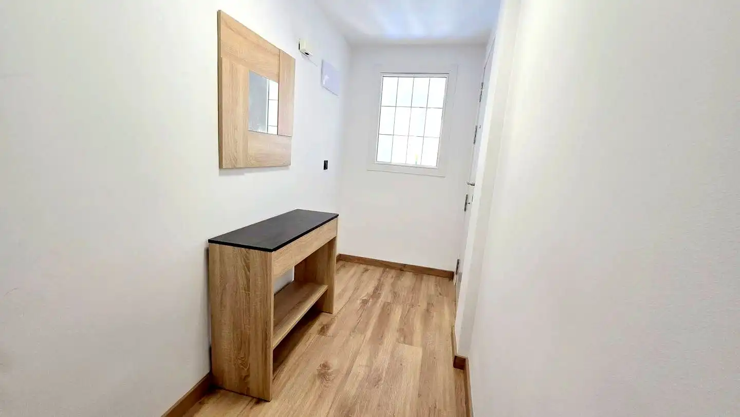 Wohnung zur Miete in Gandia mit Klimaanlage, Terrasse und Möbliert