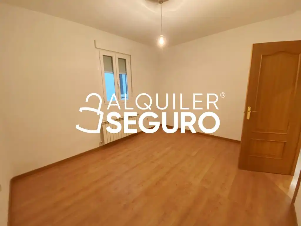 Habitación de Piso de alquiler en Madrid con Calefacción