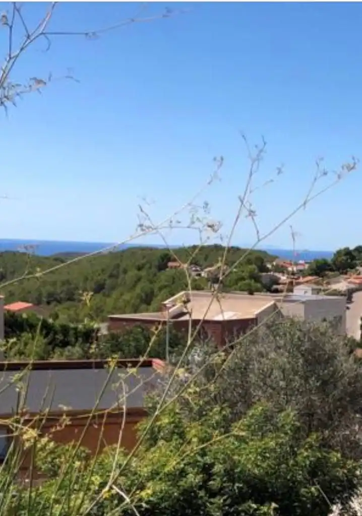Wohnbaugrundstück zum Verkauf in Valldemar - Montmar