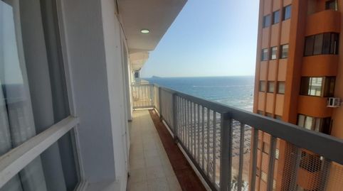 APARTAMENTO DE DOS DORMITORIOS EN PRIMERA LINEA DE PLAYA DE LEVANTE CON PARKING