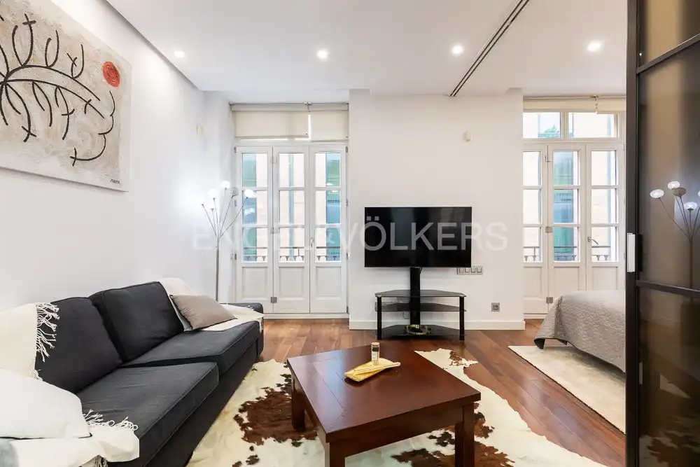 Sala d'estar de Pis de lloguer en Valencia amb Aire condicionat, Calefacció i Parquet