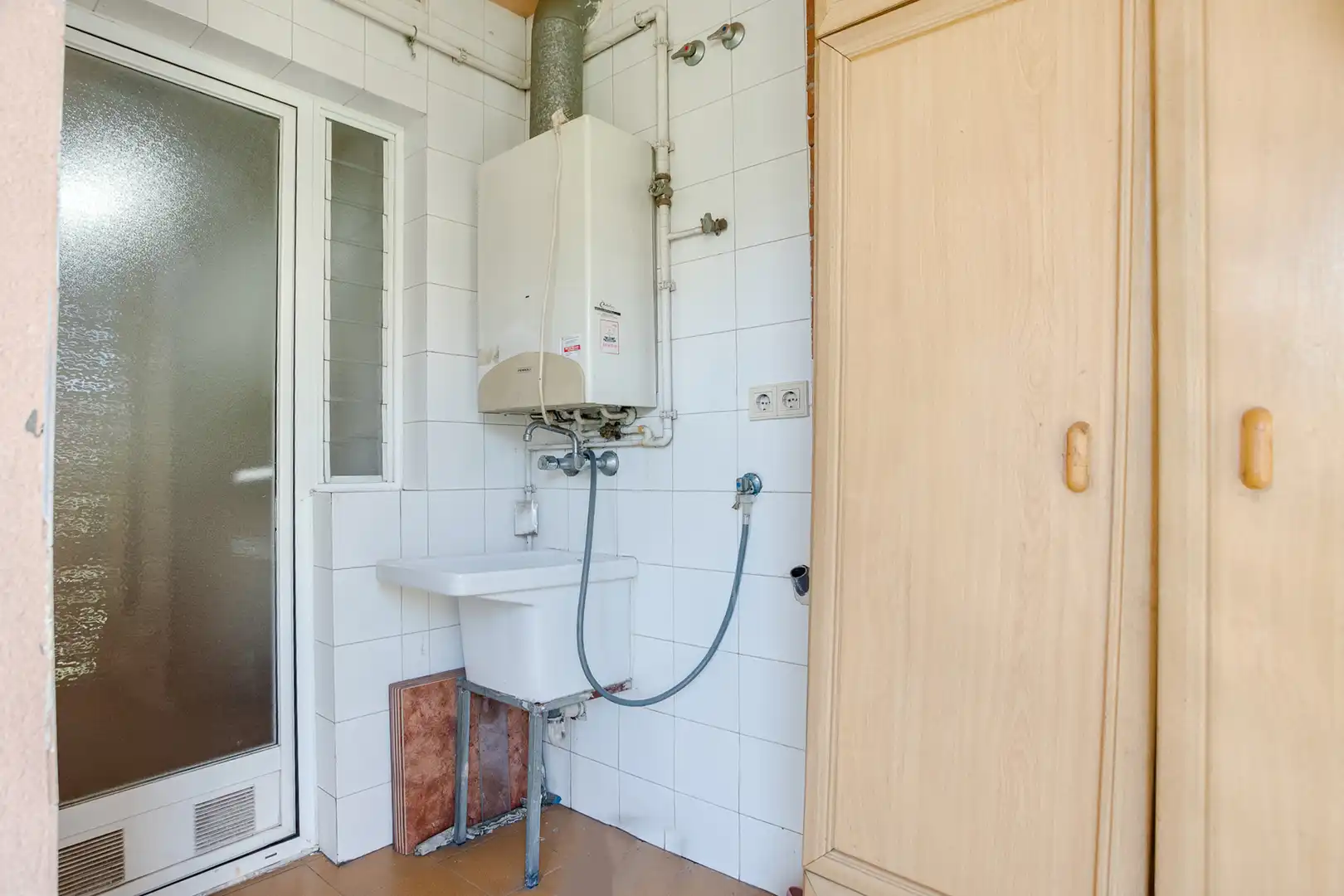 Baño de Piso en venta en Sant Adrià de Besòs con Calefacción y Balcón
