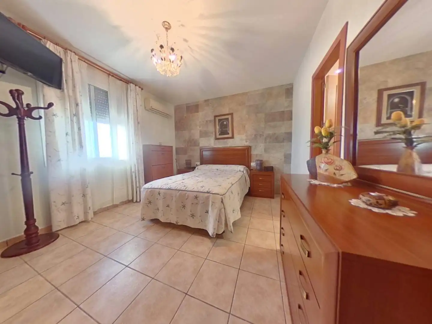 Habitación de Finca rústica en venta en Almodóvar del Río con Aire acondicionado, Jardín privado y Piscina