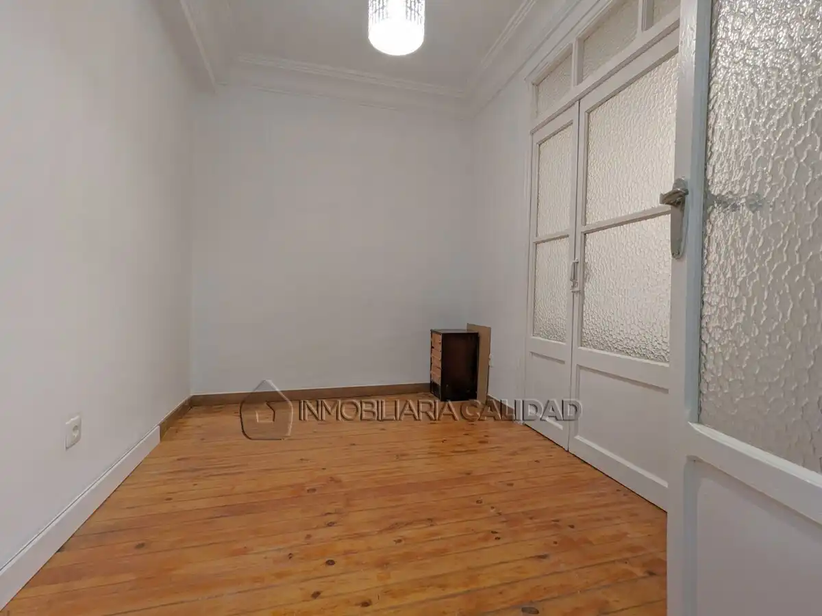 Piso de alquiler en Burgos con Calefacción y Amueblado