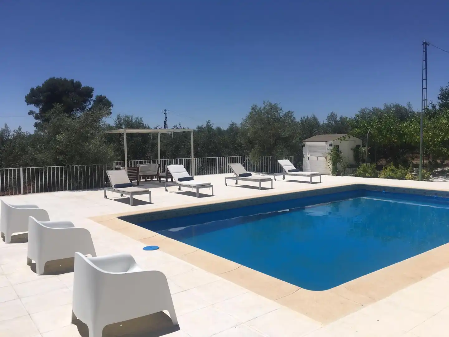 Piscina de Finca rústica en venta en Puente Genil con Aire acondicionado, Jardín privado y Terraza