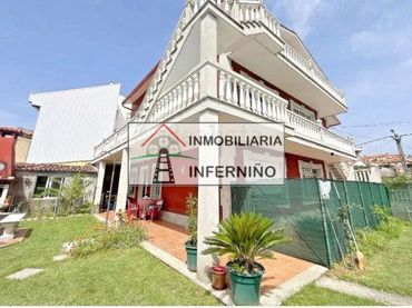 Detached house with balcony for sale in Ares
