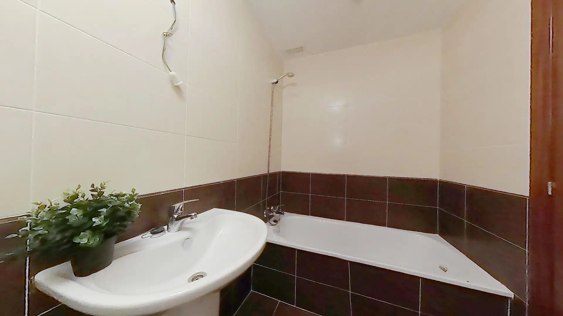 Badezimmer von Wohnung zum Verkauf in Valencia de Don Juan mit Heizung