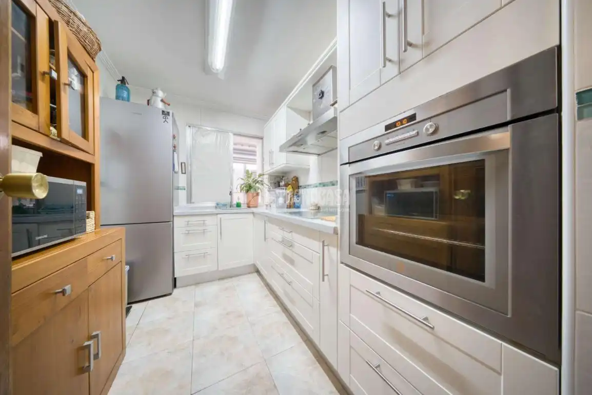 Cocina de Piso en venta en Valladolid con Calefacción