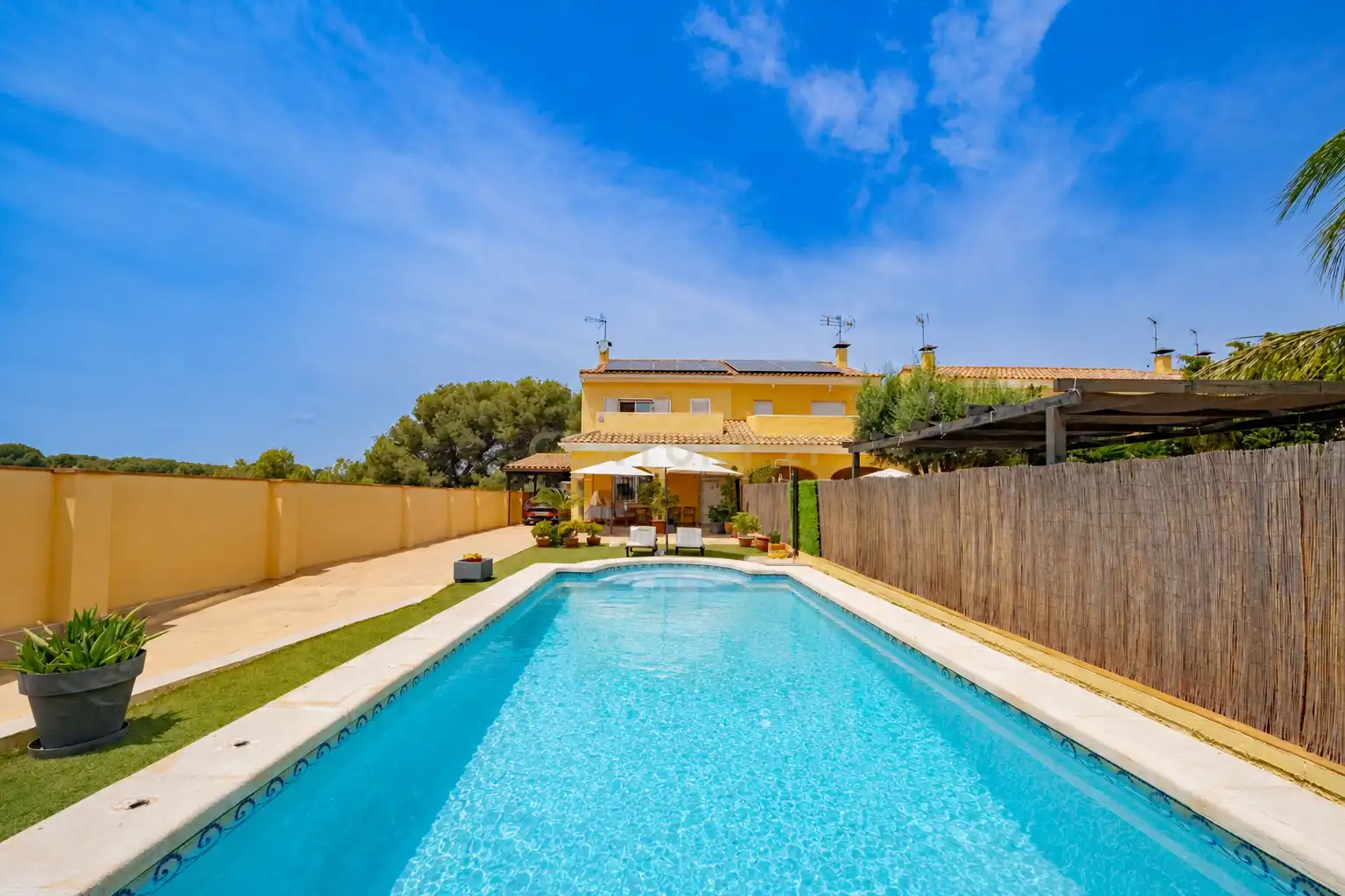 Piscina de Casa adosada en venta en Náquera con Trastero, Piscina y Horno